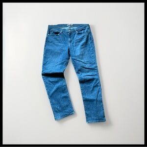 Levi's Size 14 Classic straight jeans